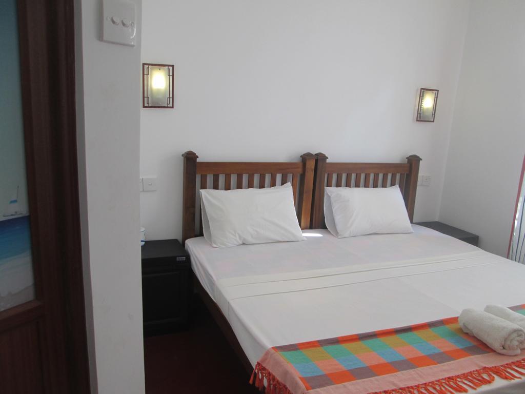 Bay Reach Home Stay Weligama Exterior foto